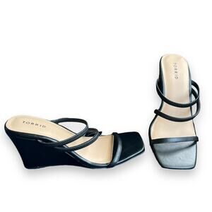 Torrid 9.5WW 9.5 Wide Width Sexy‎ Black Strappy Open Toe 3.5" Wedge Heels New